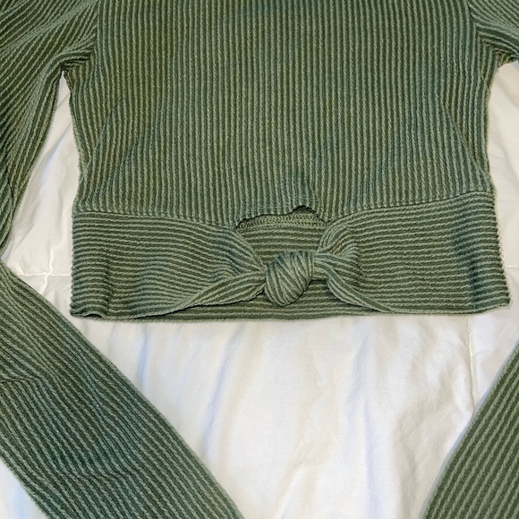 Ribbed Green Hollister Top - Picture 2 of 3